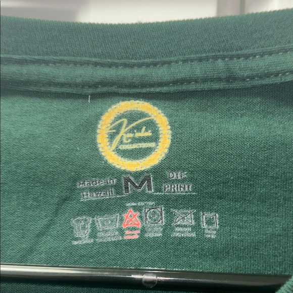 Hawaiian Lei t-shirt - Picture 3 of 4